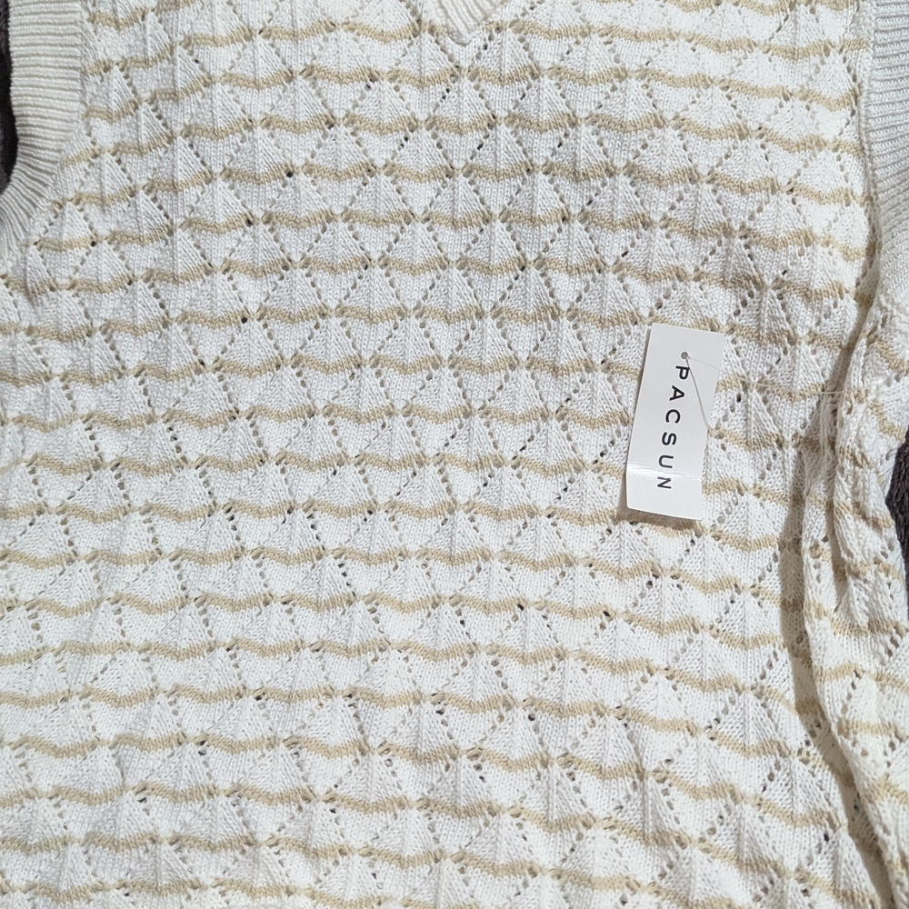 PacSun Cream and Tan Sweater